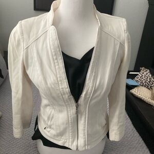 White House, Black Market cropped white jacket size 4. Super cute back as well!